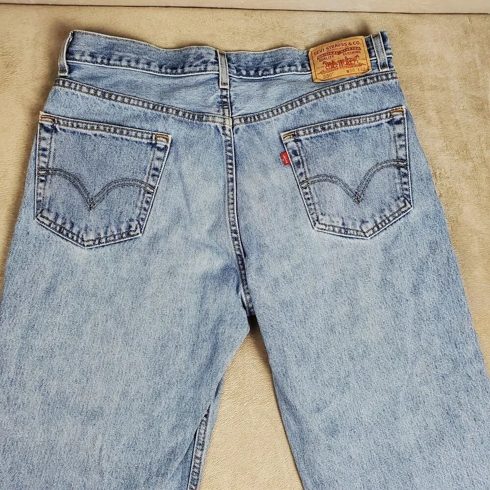 Levis 550 Jeans Mens 36x32 Blue Light Wash Relaxed Fit Tapered Leg Denim Pants